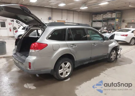 2011 Subaru Outback 2.5I Premium из США, поврежденный, VIN 4S4BRBGC7B3353472
